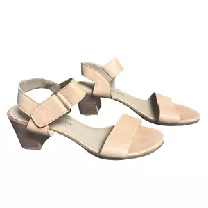 Stuart Weitzman Nude Tan Leather Broadband Slingback Sandals 8.5 Open Toe - Picture 1 of 13