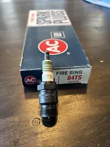 Vintage NOS AC GM Spark Plug Set of 8 Fire Ring 84ts 5612150 - New In Box - Picture 1 of 3