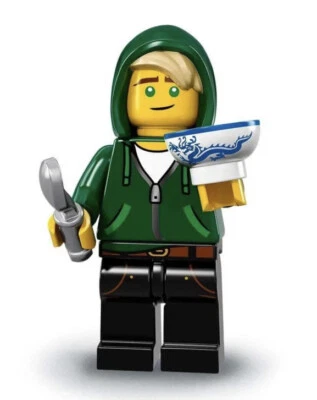 LEGO 71019 Lloyd Garmadon CMF The Ninjago Movie Collectible Minifigures. Sealed - Image 1 of 2