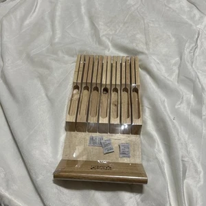 Nuovo Blocco Coltelli Piaceri Cucina Legno Portacoltelli Organizer 7 Slot - Foto 1 di 5