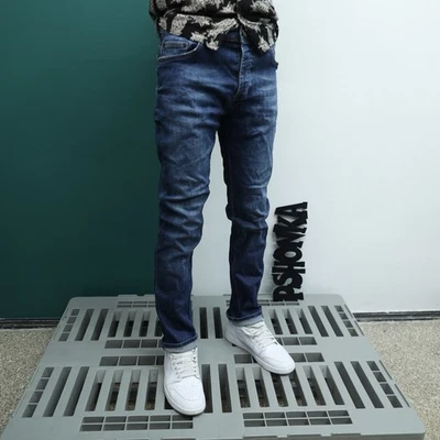 Jeans Versace Denim Calce Ajustado Talla EE. UU. 34 Foto 1 de 4