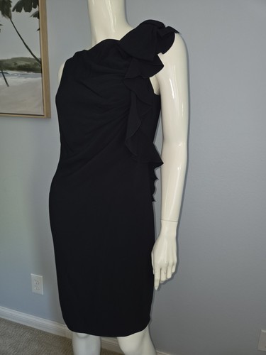 Abito VALENTINO classico nero senza maniche con volant lato sinistro taglia 8