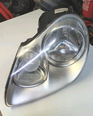 Левая галогенная фара для Porsche Cayenne 2003–2006 годов от оригинального производителя б/у - Изображение 1 из 4