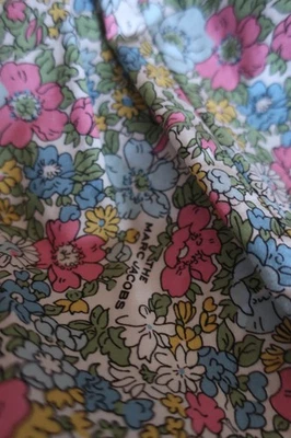 Marc Jacob Floral Tired Skirt with Gold Buttons Size S - Image 1 of 3