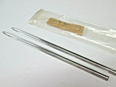 NOS 74  76 Mercury Montego Front Fender Side Moldings D4GY-16003-A Foto 1 de 4