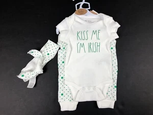 Rae Dunn Baby Kiss Me I'm Irish St Patrick's Day Bodysuit Outfit Set NWT  - Picture 1 of 3
