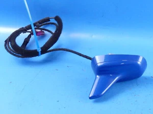 AUDI S5 4,2 V8 8T B8 Antenne Dachantenne Haiantenne LY5Q Sepangblau 8T0035503G - Picture 1 of 5