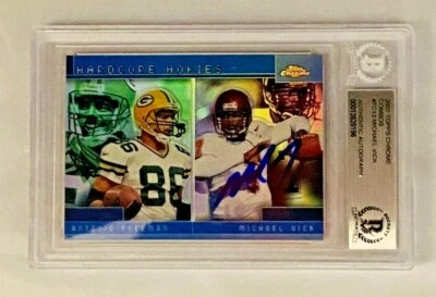 Michael Vick Signed 2001 Topps Combos Chrome #TC13 Rookie Card Beckett Auto Slab - Image 1 of 2