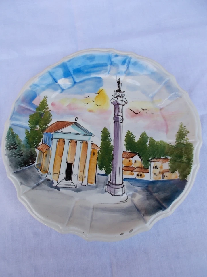  PIATTO CERAMICA DIPINTO MANO CAMPANILE SAN GIORGIO PORDENONE CERAMICA NO MARCHI - Immagine 1 di 1