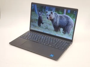 Dell Vostro 3520 15.6" Laptop FHD i5-1235U 1.3 GHz 8GB 512GB SSD W11P - Picture 1 of 14