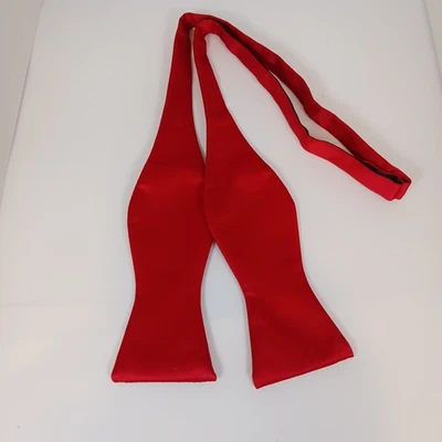 Self-Tie Men's Bow Tie Adjustable Red Classic Formal Menswear Accessory - Image 1 of 4