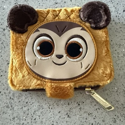 Cartera plegable Loungefly Star Wars Plush Wicket Foto 1 de 4