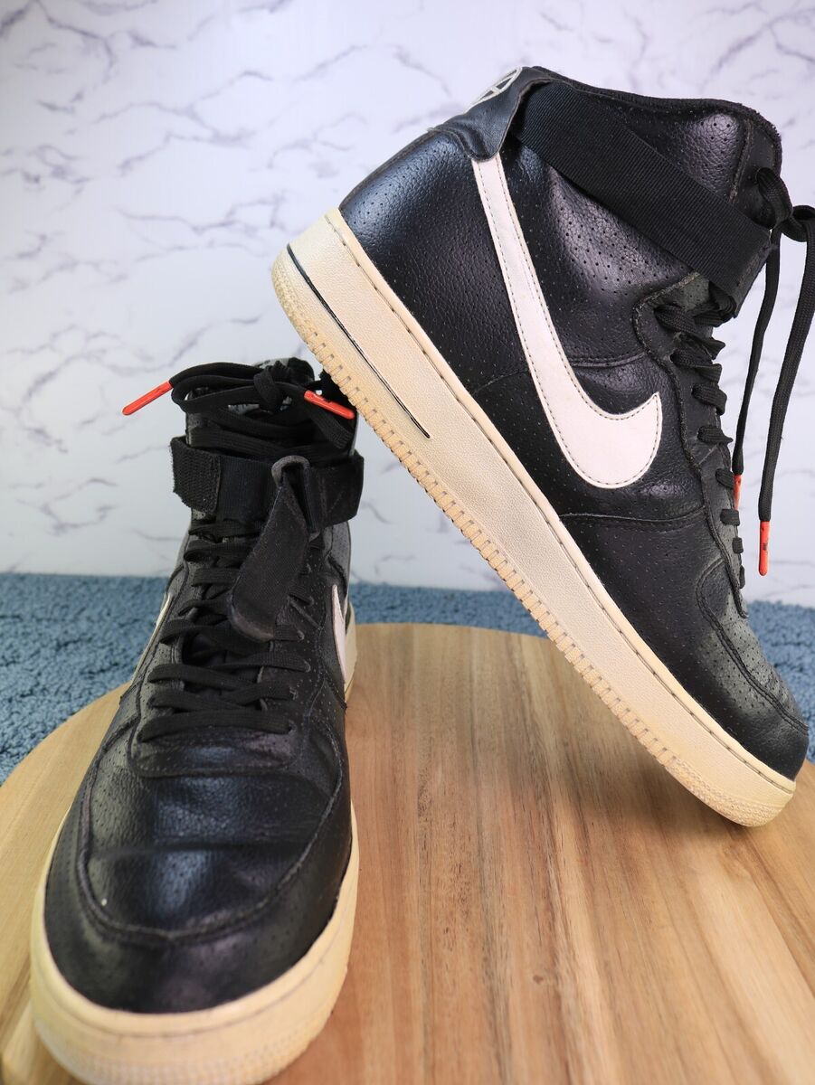 Preços baixos em Nike Air Force 1 High '07 Black White 2016 Preços baixos em Nike Air Force 1 High '07 Black White 2016