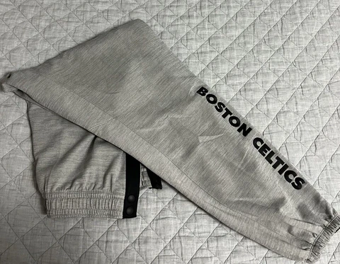 Nike Therma Flex Showtime Boston Celtics Size XL Gray Tearaway Pants CN4828 RARE Cover