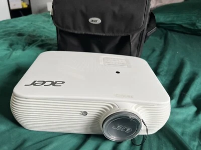 Acer H5382BD H5382 BD 5382 HD-Video Projektor DLP 3D HD Ready 3300 Lumen NEU - Bild 1 von 4