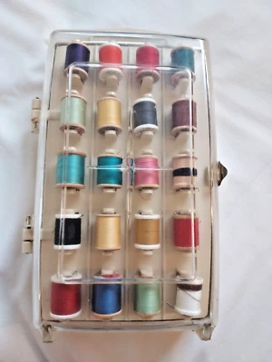 Vintage WM Thomas Sawing Travel Case By Avant Granny Core Cottage U.S.A Original - Imagem 1 de 4