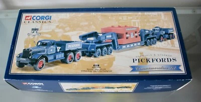 Corgi Classics 55201 Pickfords Diamond T Ballast (x2) with Trailer & Load. - Image 1 of 2