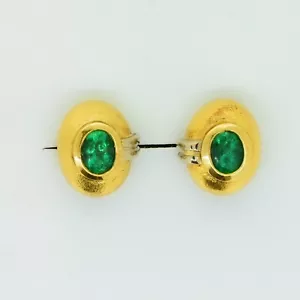 RRV $4980 18K Yellow Gold Colombian emeralds Earrings studs, Hand made - Picture 1 of 3