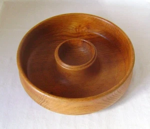 Vintage Hand Turned Elm Wood Bowl 30 cm wide: has central raised section - Picture 1 of 8