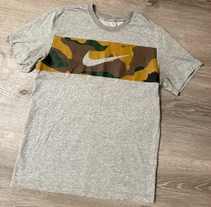 Nike Grey & camo logo tee shirt Size medium Excellent condition - Picture 1 of 3