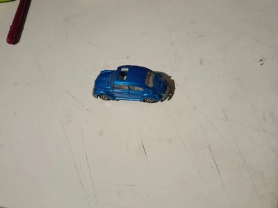 VOLKSWAGEN 1302 MAJORETTE 230 BLU SCALA 1:60 - Immagine 1 di 4