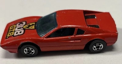 Coche diecast 1:64 Hot Wheels Vintage 1977 Ferrari Red Racebait 308 GTB Foto 1 de 4