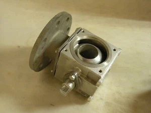 Eaton 3 Way Ball Valve Stainless Steel 2 inch - Picture 1 of 5