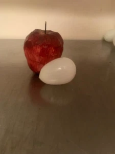 Vintage White Hand Blown Milk Glass Nesting Laying Egg 2 1/2" - sp5 - Picture 1 of 1