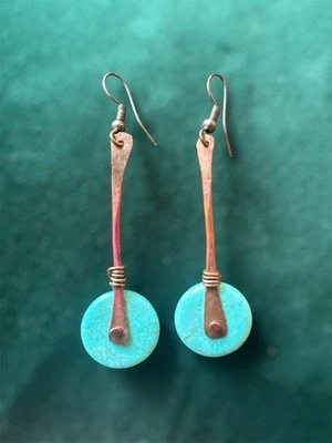 Pendientes colgantes artesanales de cobre turquesa Foto 1 de 4
