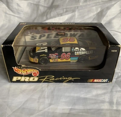 1997 HOT WHEELS PRO Racing David Green #96 CAT Caterpillar Ford 1:43 NASCAR - Image 1 of 4
