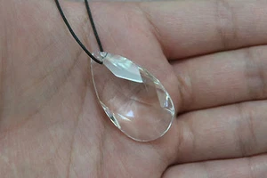 1 PC ASFOUR CLEAR CRYSTAL ALMOND DROP PRISMS FENG SHUI 1 1/2" #T-2430K - Picture 1 of 1