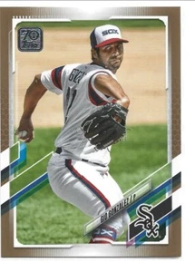 Gio Gonzalez- Chicago White Sox- 2021 Topps Gold Baseball Card #69 (1544/2021) - Picture 1 of 2
