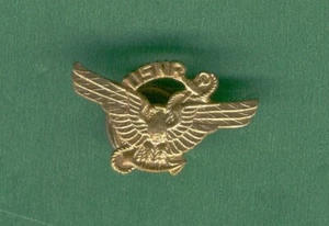 US NAVY RESERVE (DISCHARGE) LAPEL PIN WWII - Picture 1 of 1