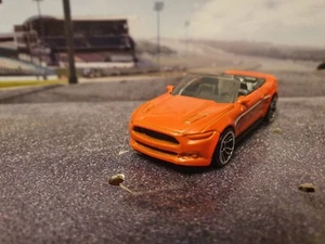 Ford Mustang GT 2015 convertible sin embalaje - Imagen 1 de 7
