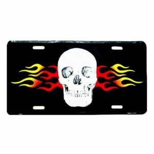 Pirate Skull and Crossbones Flames Embossed Metal License Plate Sign - Bild 1 von 1