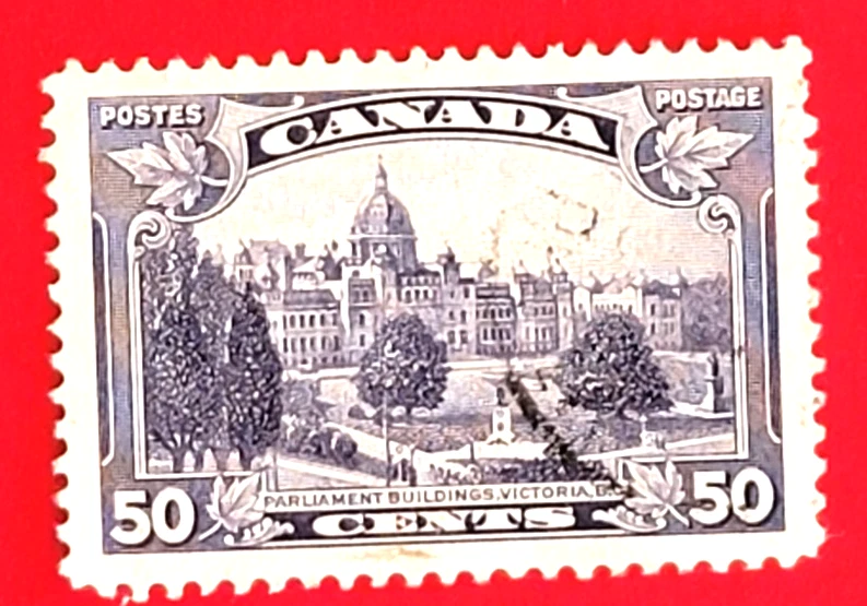 Canada Stamp 226 "Parliament Victoria BC" Used - Image 1 of 1