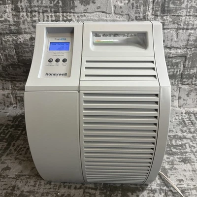 Honeywell 17007-HD White Quitecare True Hepa Air Purifier Filtration Cleaner - Image 1 of 4