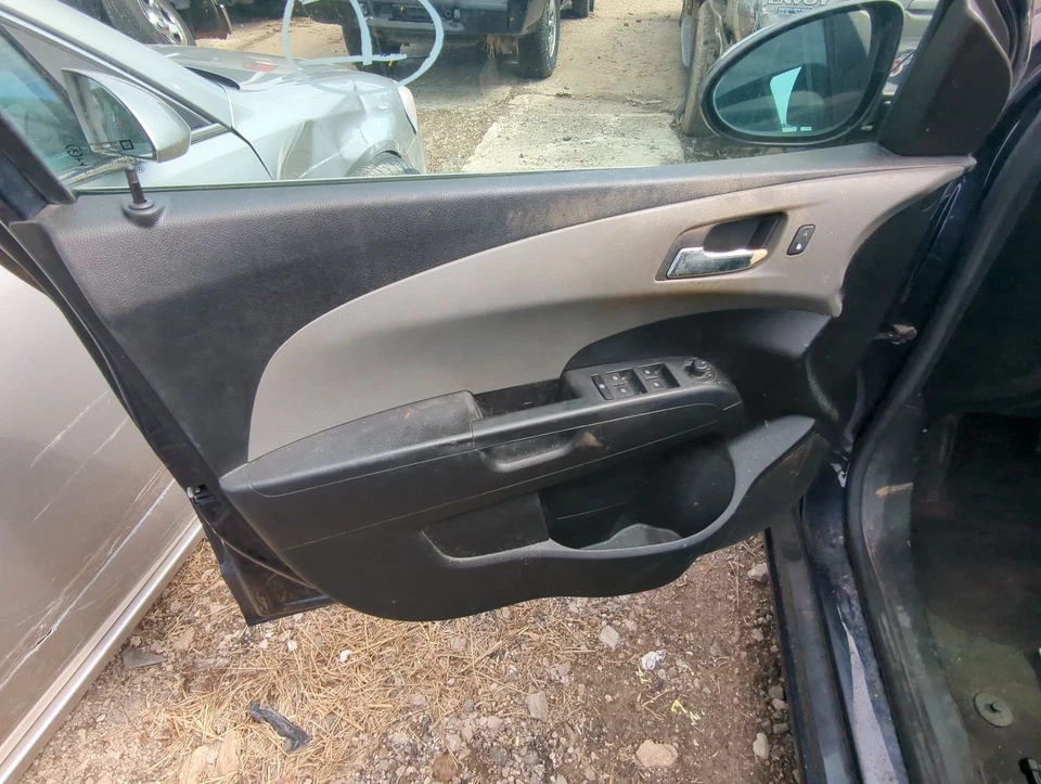 Chevrolet Sonic 2015 panel interior del conductor delantero izquierdo YOLRO Foto 1 de 1