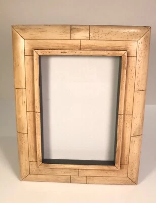 Marco de fotos de bambú de madera falso 5" x 7" rubio natural Foto 1 de 4