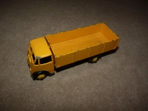 Dinky Supertoys GUY Truck, neu lackiert in gelb - Bild 1 von 5