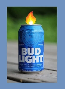 NEW 12oz Bud Light Beer Can Candle Scented Handcrafted in TN Great Gift Idea - Picture 1 of 4