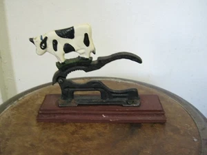 Cast Iron Cow Nutcracker Vintage Farmhouse Cottage Décor Farm - Picture 1 of 5
