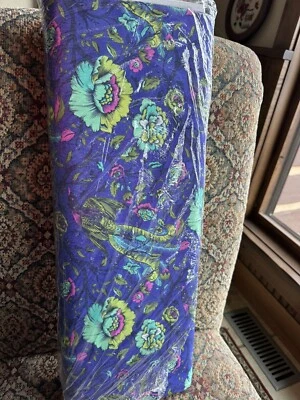 Tula Pink 2018 ALL STARS - Plumas de cola - Iris - Fuera de servicio - Por yarda Difícil de encontrar Foto 1 de 2