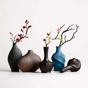 Durable Ceramic Vase - Simulating Dry Flower Design - Picture 1 of 6