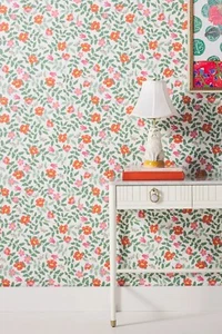New Primrose Premium Peel and Stick Wallpaper 20.5 " x 20 Ft Single Roll - Picture 1 of 4
