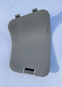 2004 - 2009 Toyota Prius Interior Rear Right RH Taillight Cover Trim Beige OEM - Picture 1 of 3