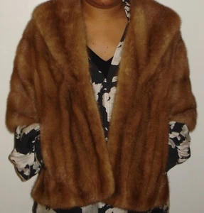 Preciosa chaqueta envolvente de estola de piel de visón pastel talla 6-8 ENVÍO GRATUITO excelente estado - Imagen 1 de 8