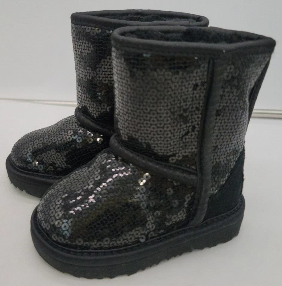 Ugg Niños Pequeños Niñas Talla 6 - Negro Clásico Corto Grueso Lentejuelas Botas 1135330T Foto 1 de 4