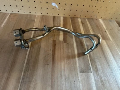 2005 Chevrolet Silverado 4,3 л топливопровод подачи и возврата отсутствует крышка (запас #324) - Изображение 1 из 4