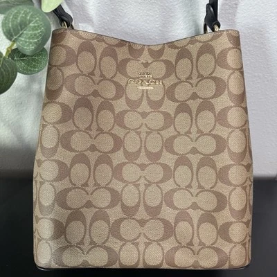 Bolsa cubo Coach Foto 1 de 4